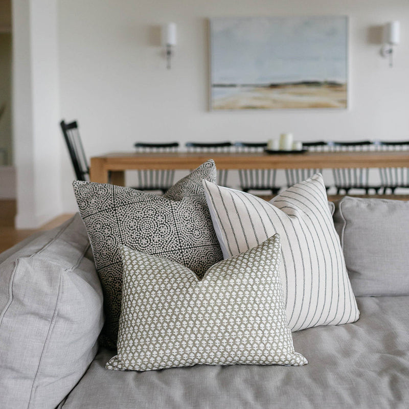 Wayne | Pillow Combo